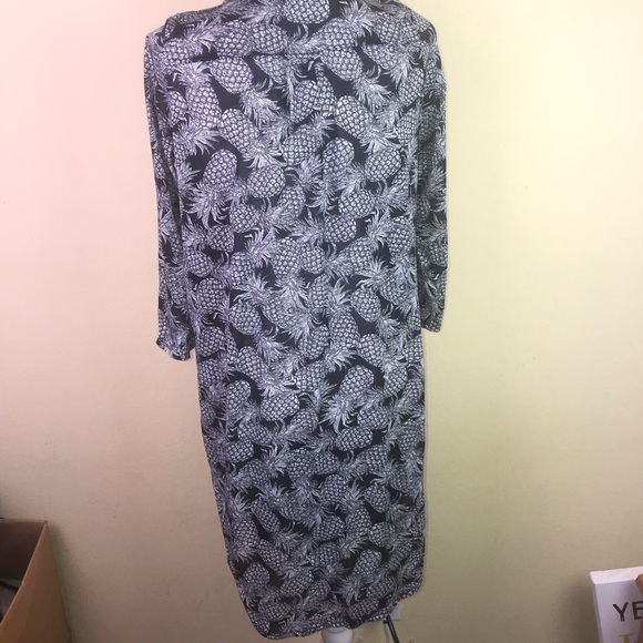 H&M Pineapple Print Button-down Nightgown - Picture 3 of 7